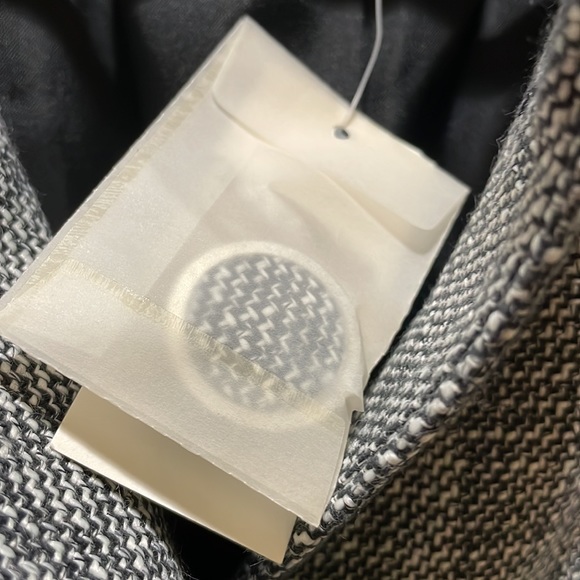 RW&Co. Navy weave blend vest ( sz l) - Picture 3 of 12